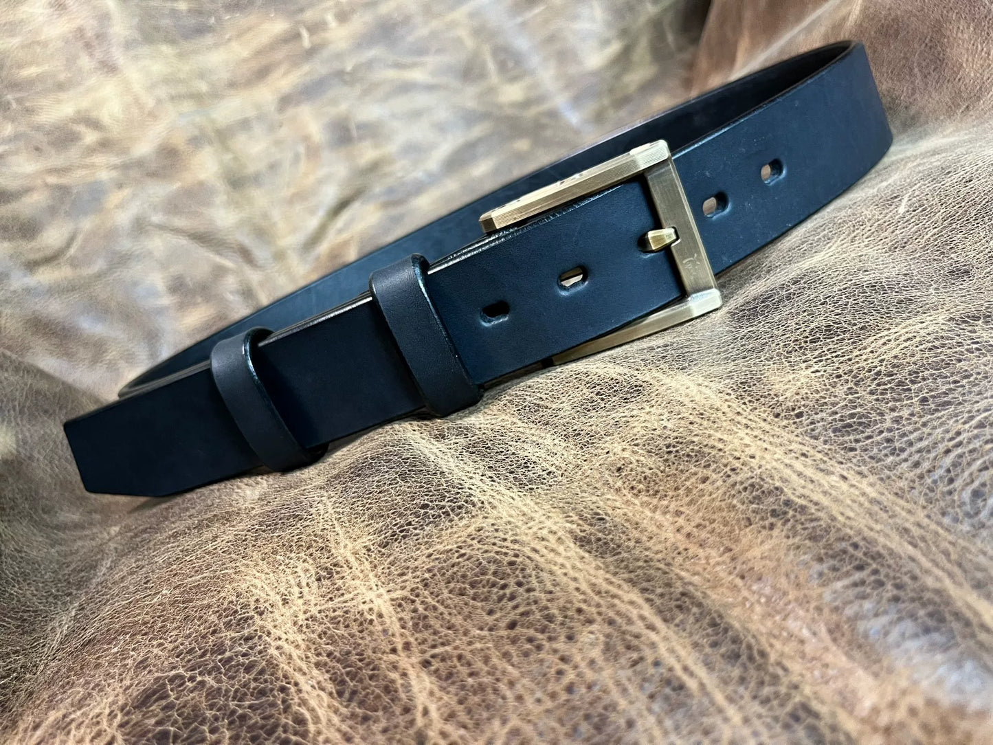 Full-Grain Saddle Leather with Westwind No.3 Copper Buckle
