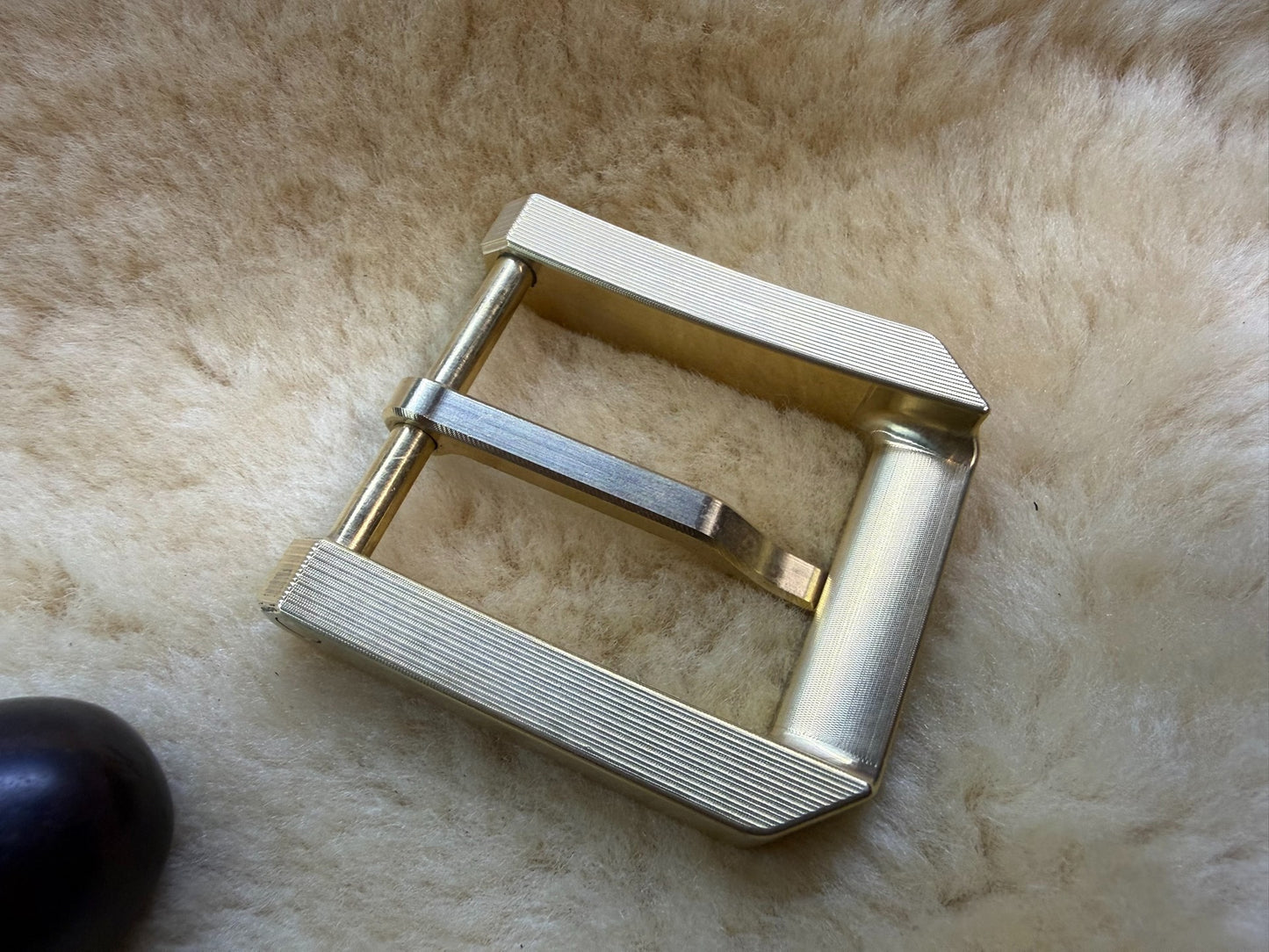 Brass wire cut belt buckle D buckle