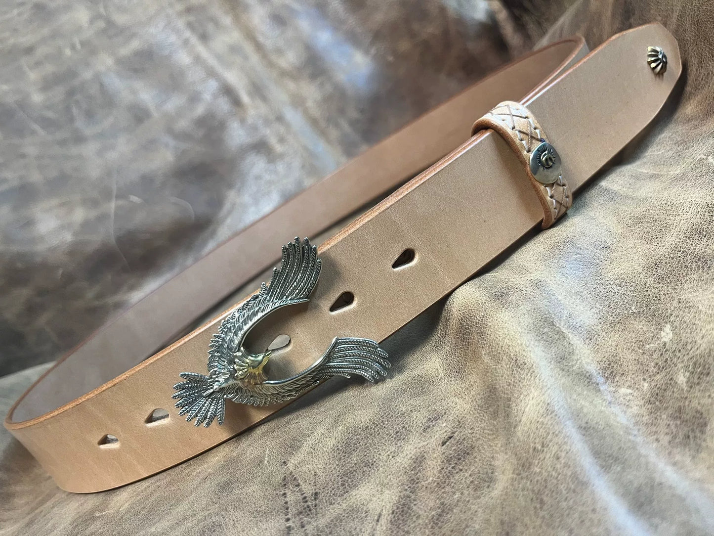 Pure copper Takahashi style eagle belt buckle with natural cowhide…