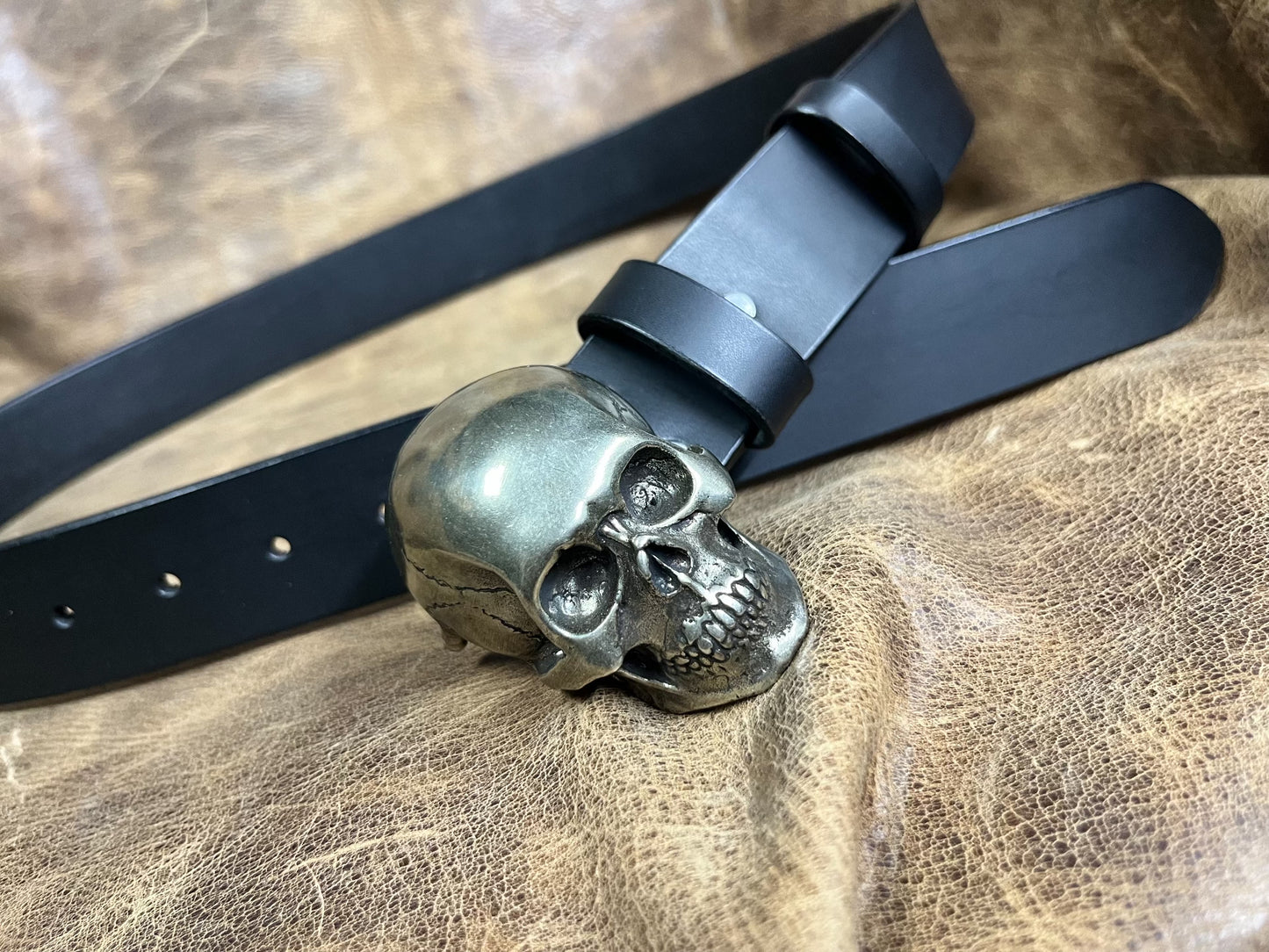American retro skull pure copper belt buckle with black Italian veg…