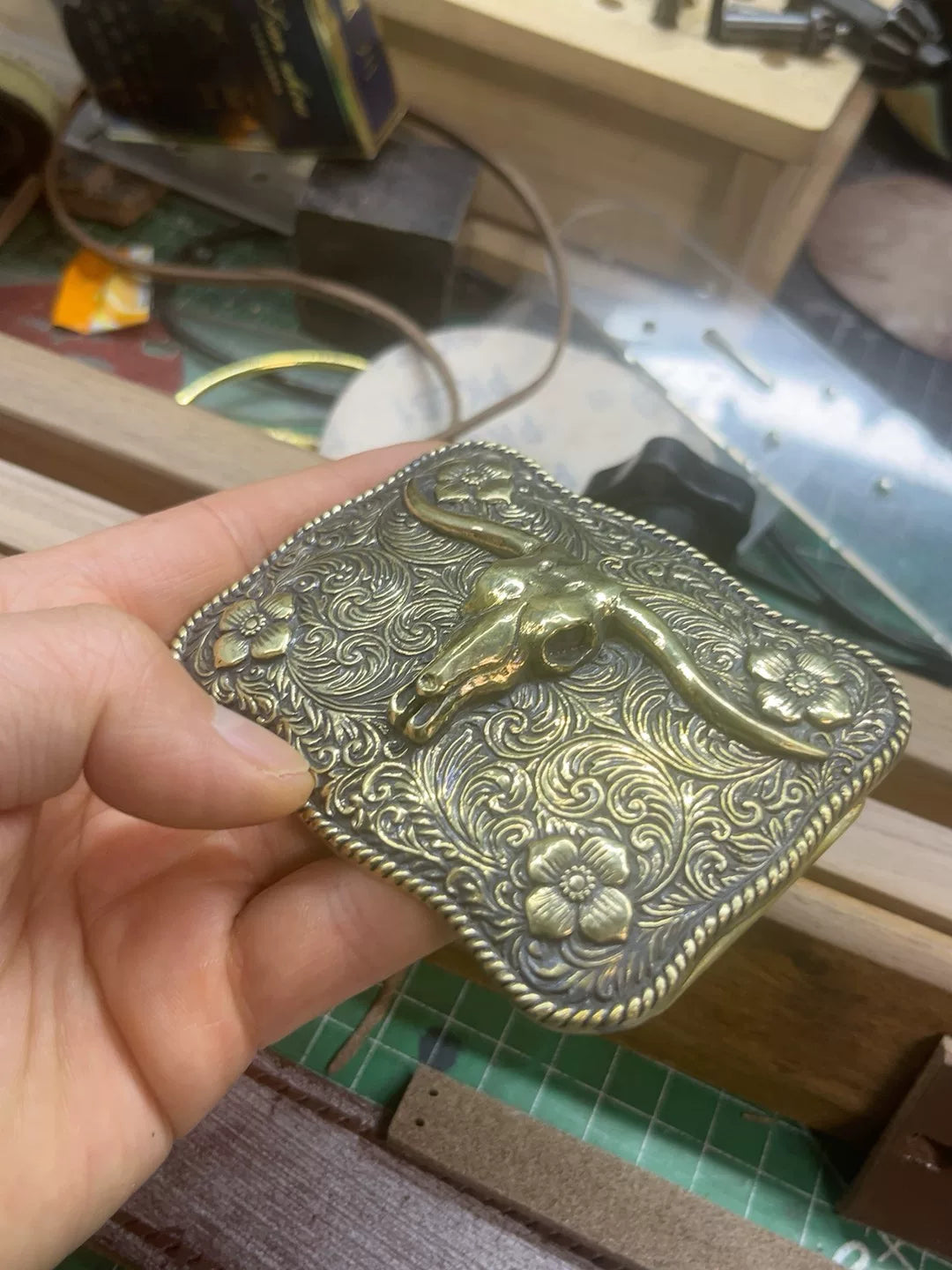Handmade western medieval Ami khaki bull head belt