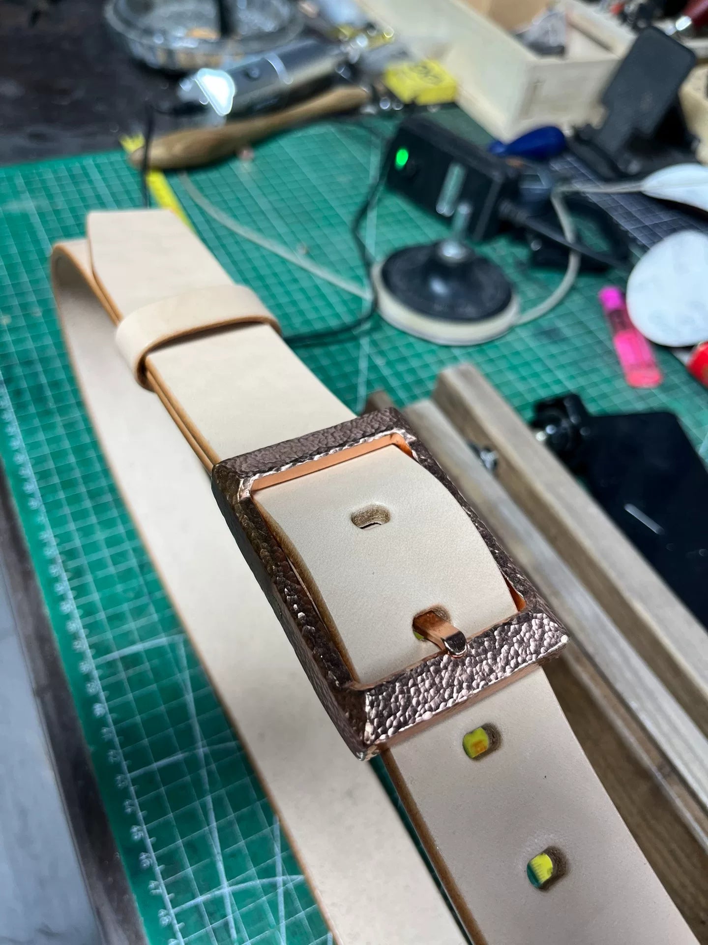 Meian leather handmade belt