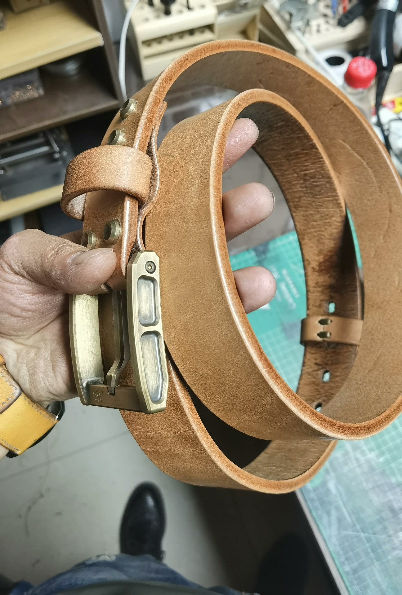 Japanese Shonan fat back leather handmade sandpaper polished edge belt