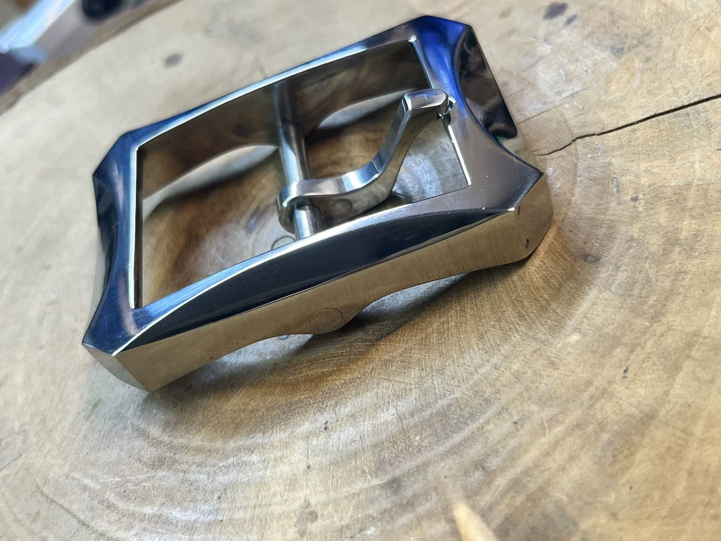 Octagonal Line-Cut 316 Stainless Steel Buckle — 4.05cm Inner Diameter