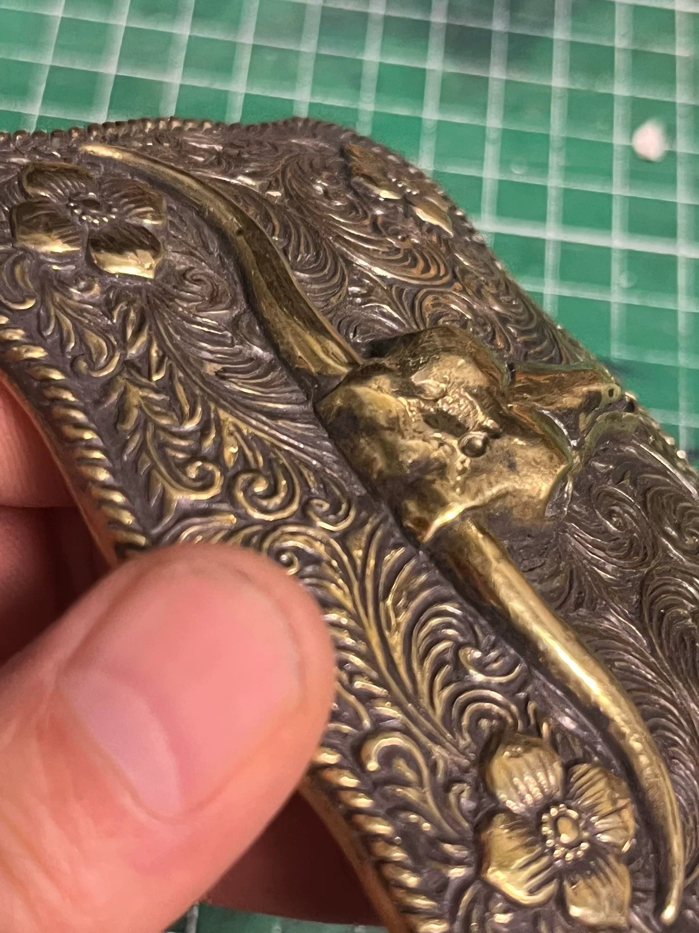 Handmade western medieval Ami khaki bull head belt