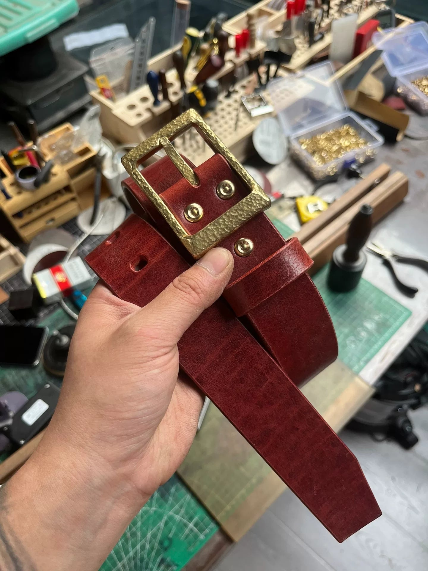 Horwin oil wax style handmade men's and women's handmade belts