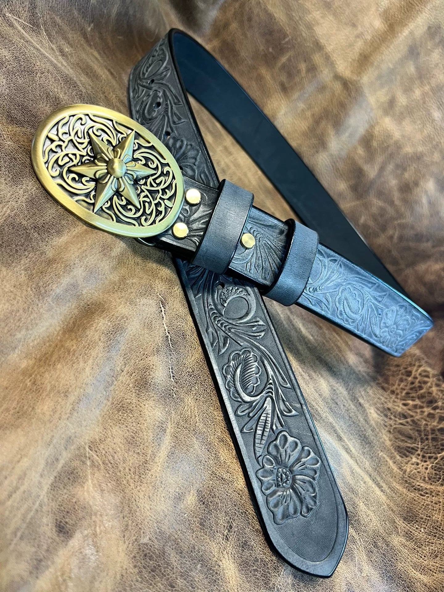 Customized Italian horse rein carving handmade belt