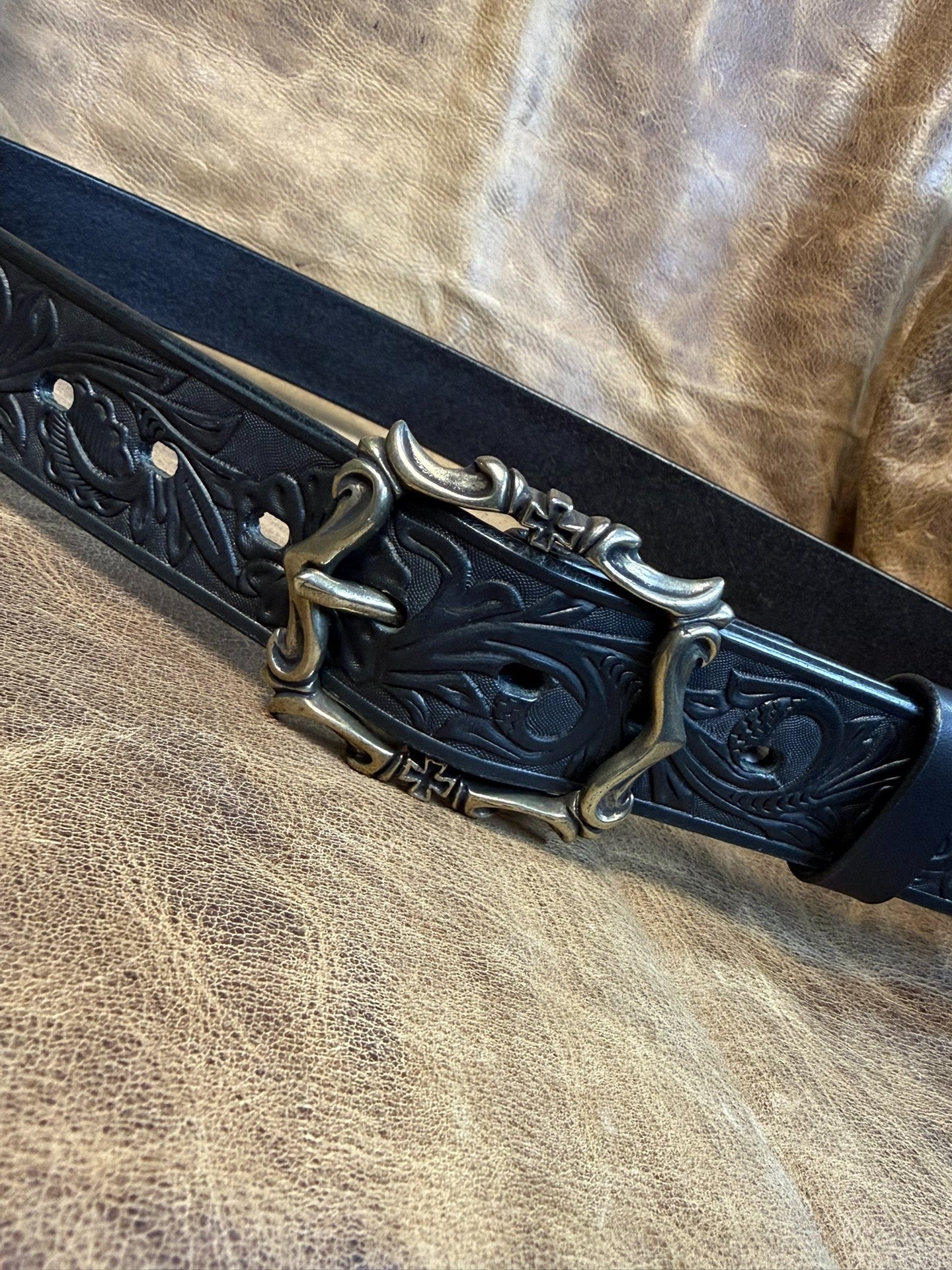 Customized Italian saddle carved handmade belt
