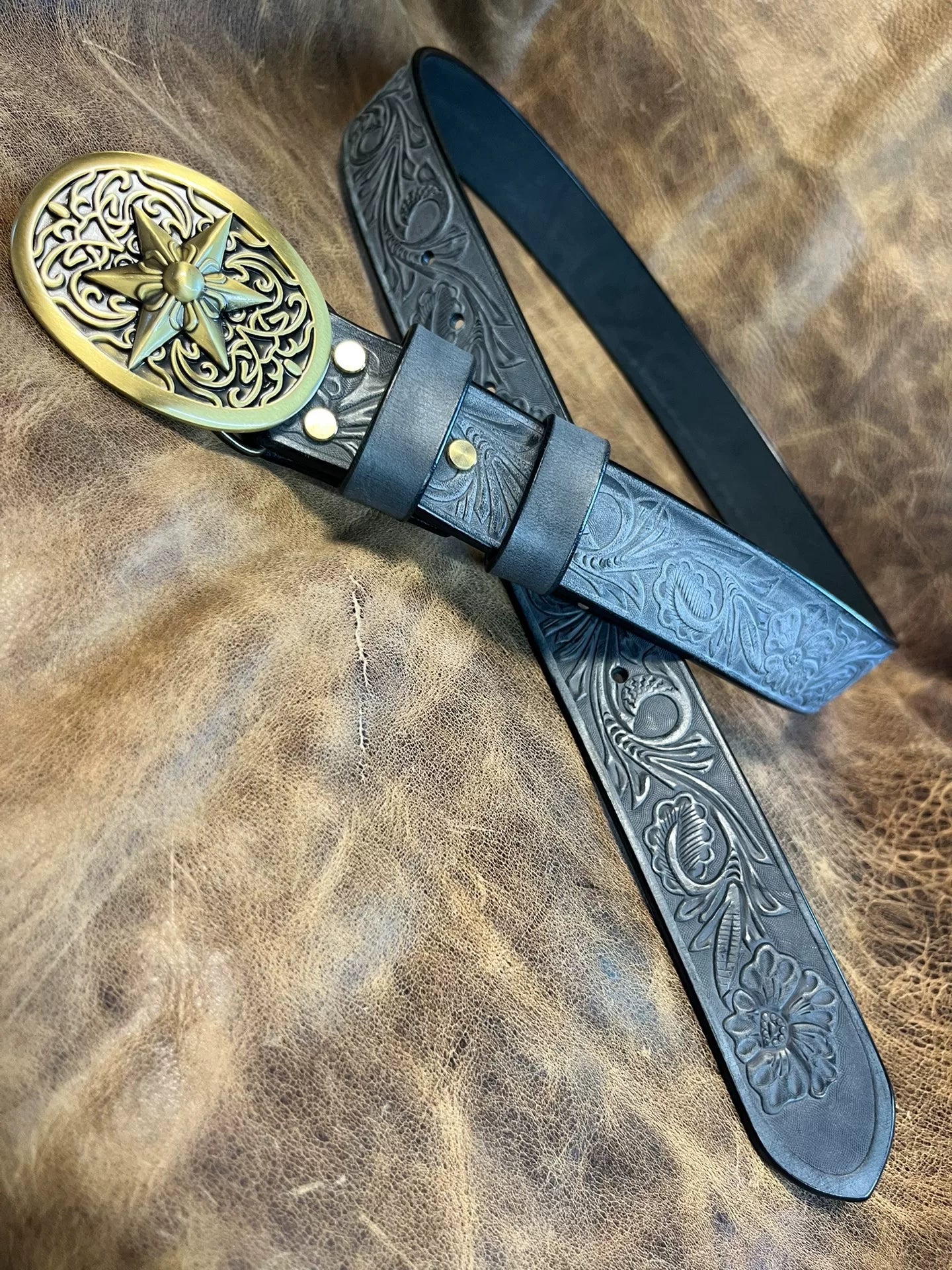Customized Italian horse rein carving handmade belt