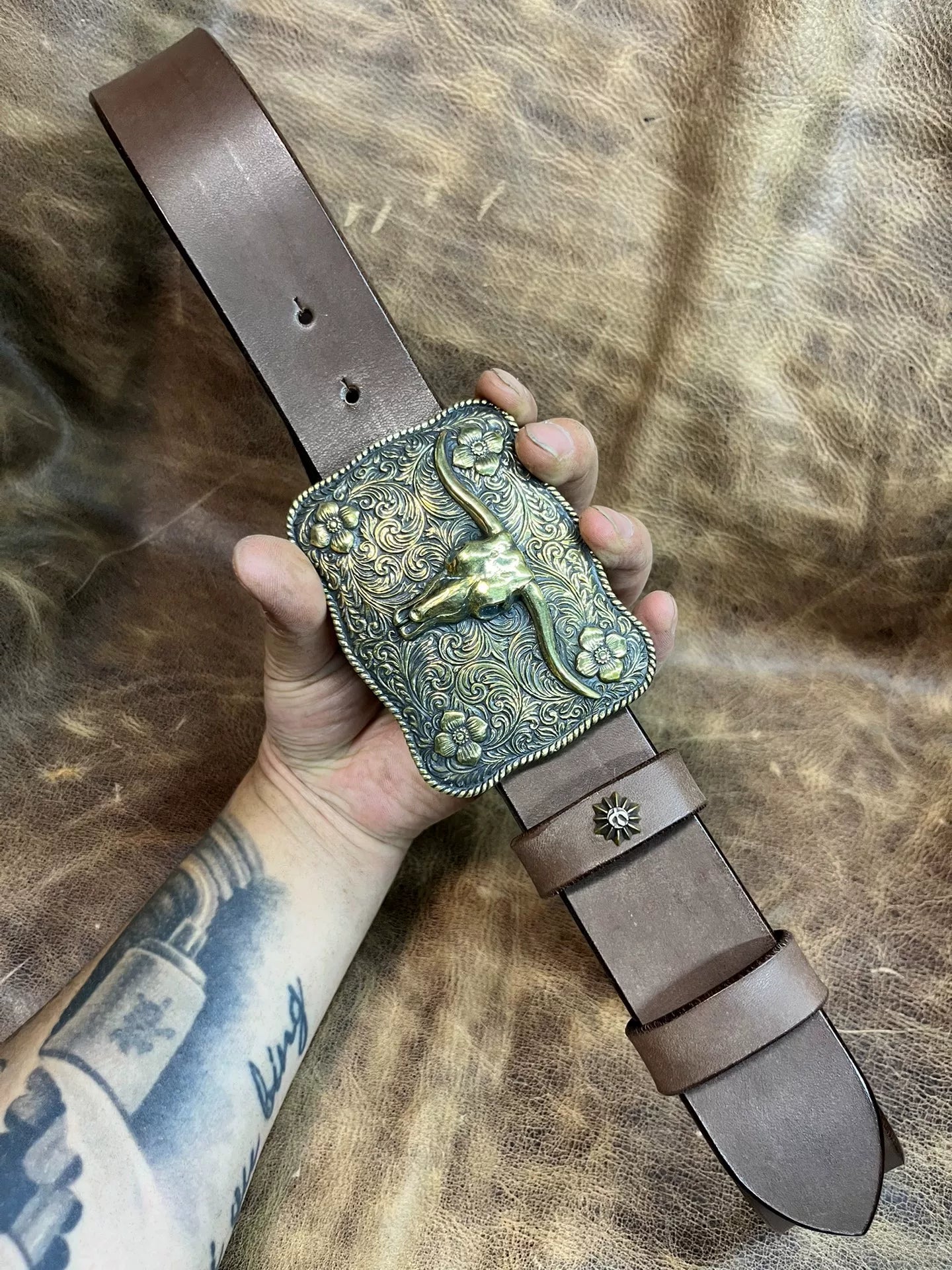 Handmade western medieval Ami khaki bull head belt