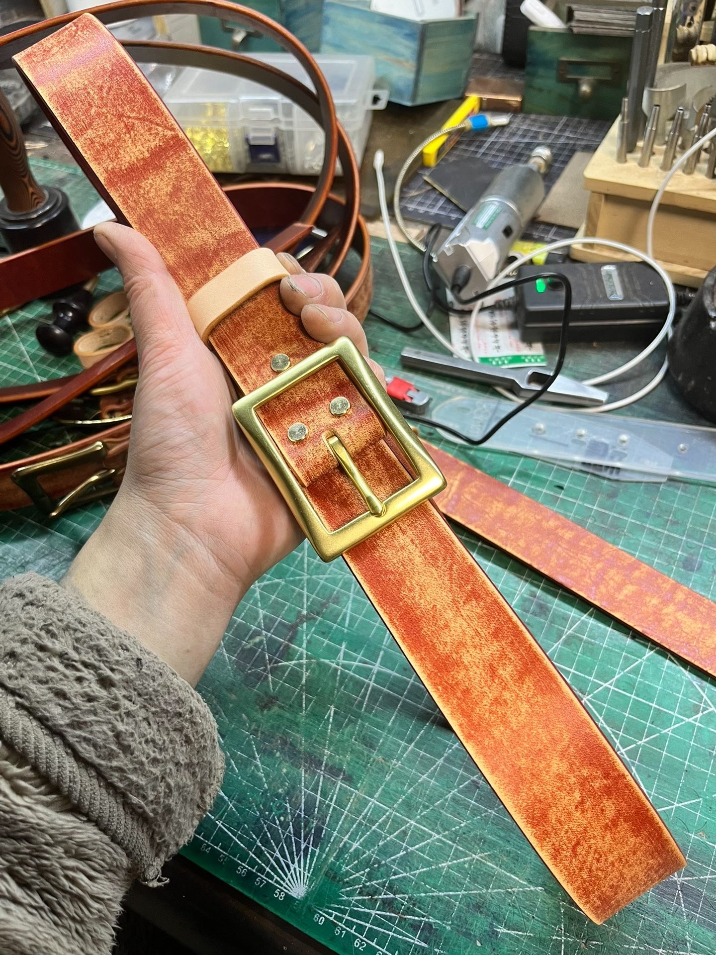Made of Italian vegetable tanned hand-rubbed genuine leather first-…