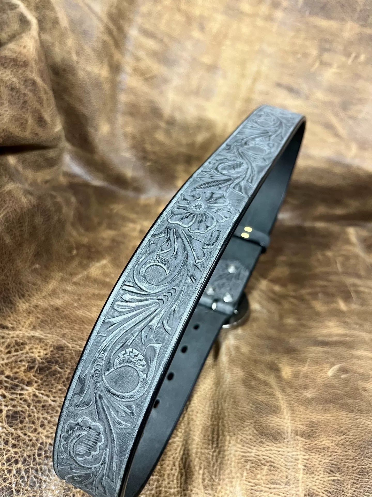 Customized Italian horse rein carving handmade belt
